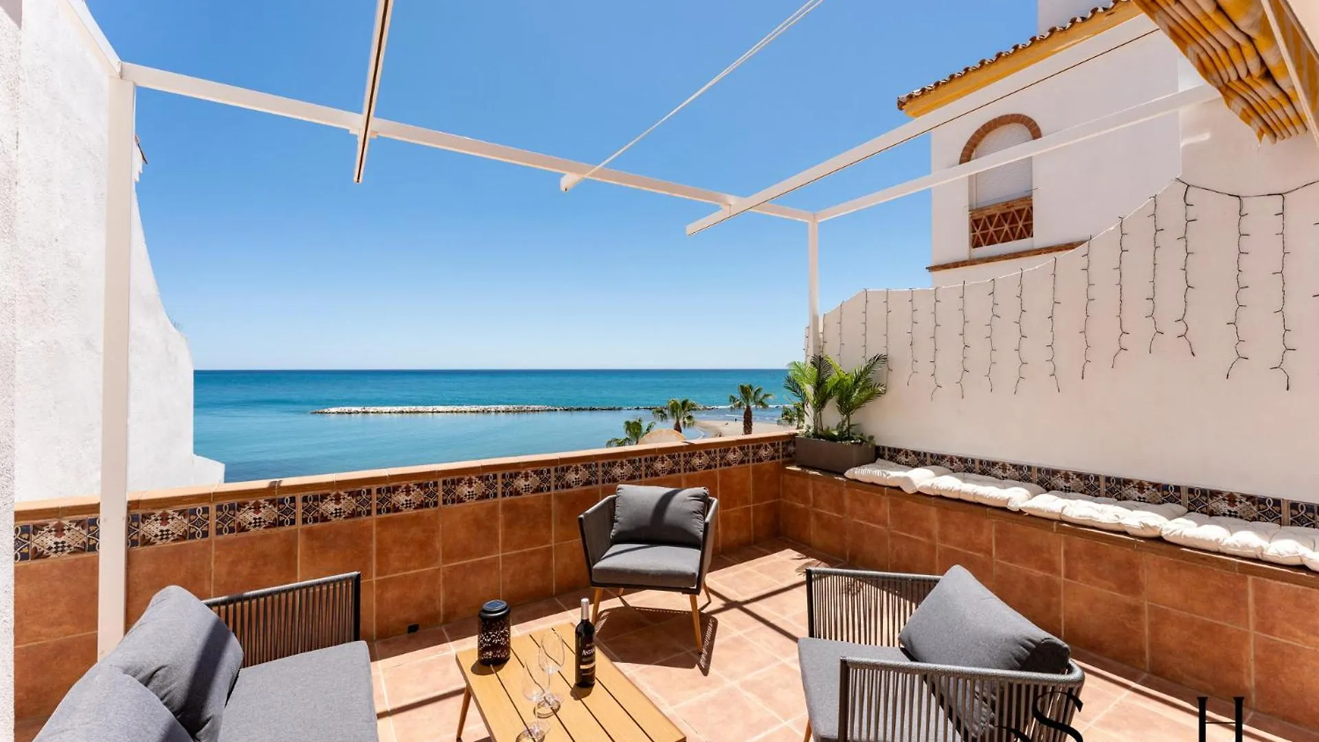 2Bed Beach Apartment , First Line Lux Benalmadena