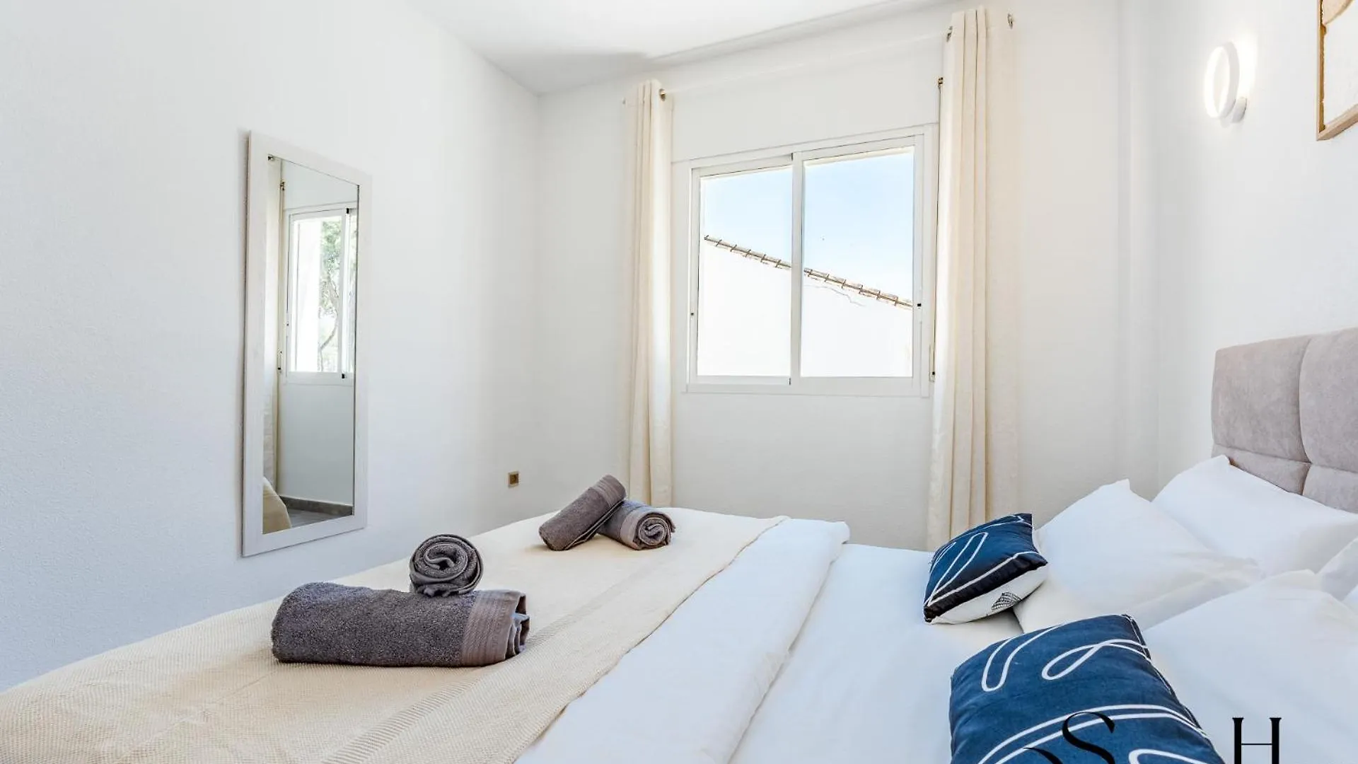 2Bed Beach Apartment , First Line Lux Benalmadena