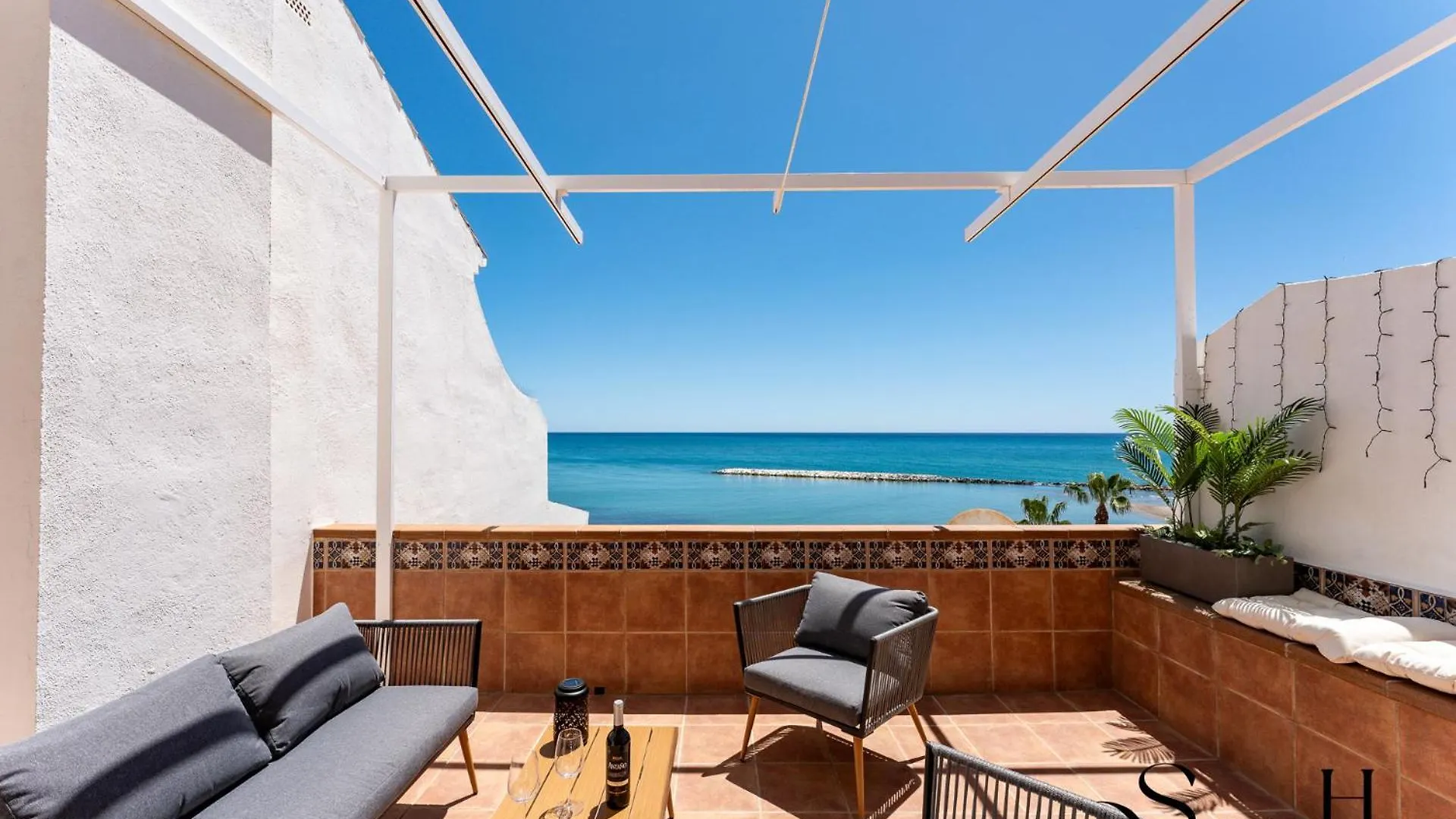 2Bed Beach Apartment , First Line Lux Benalmadena